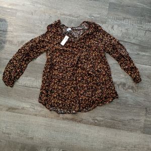 Old Navy maternity shirt nwt